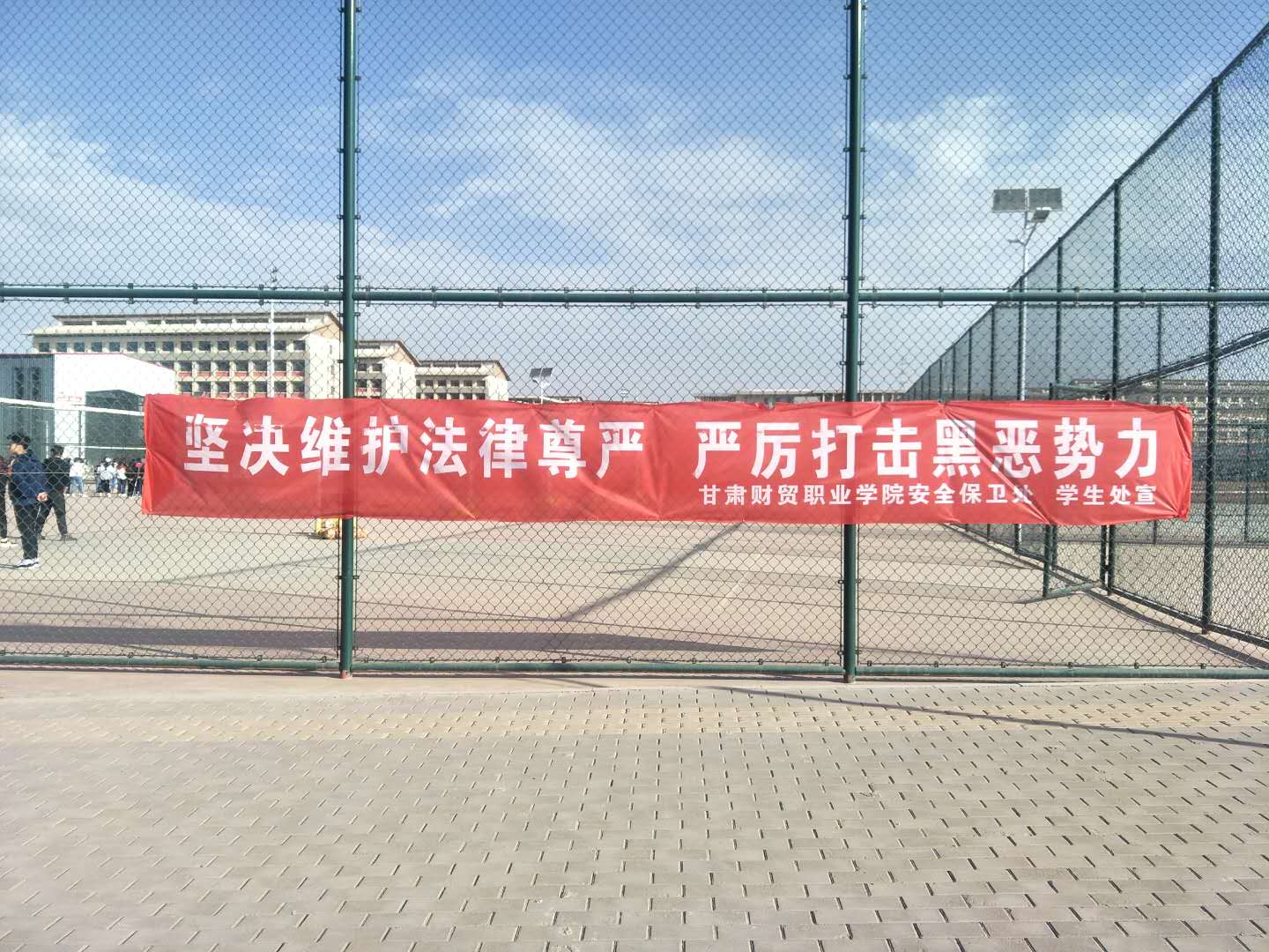 1.jpg 1.jpg